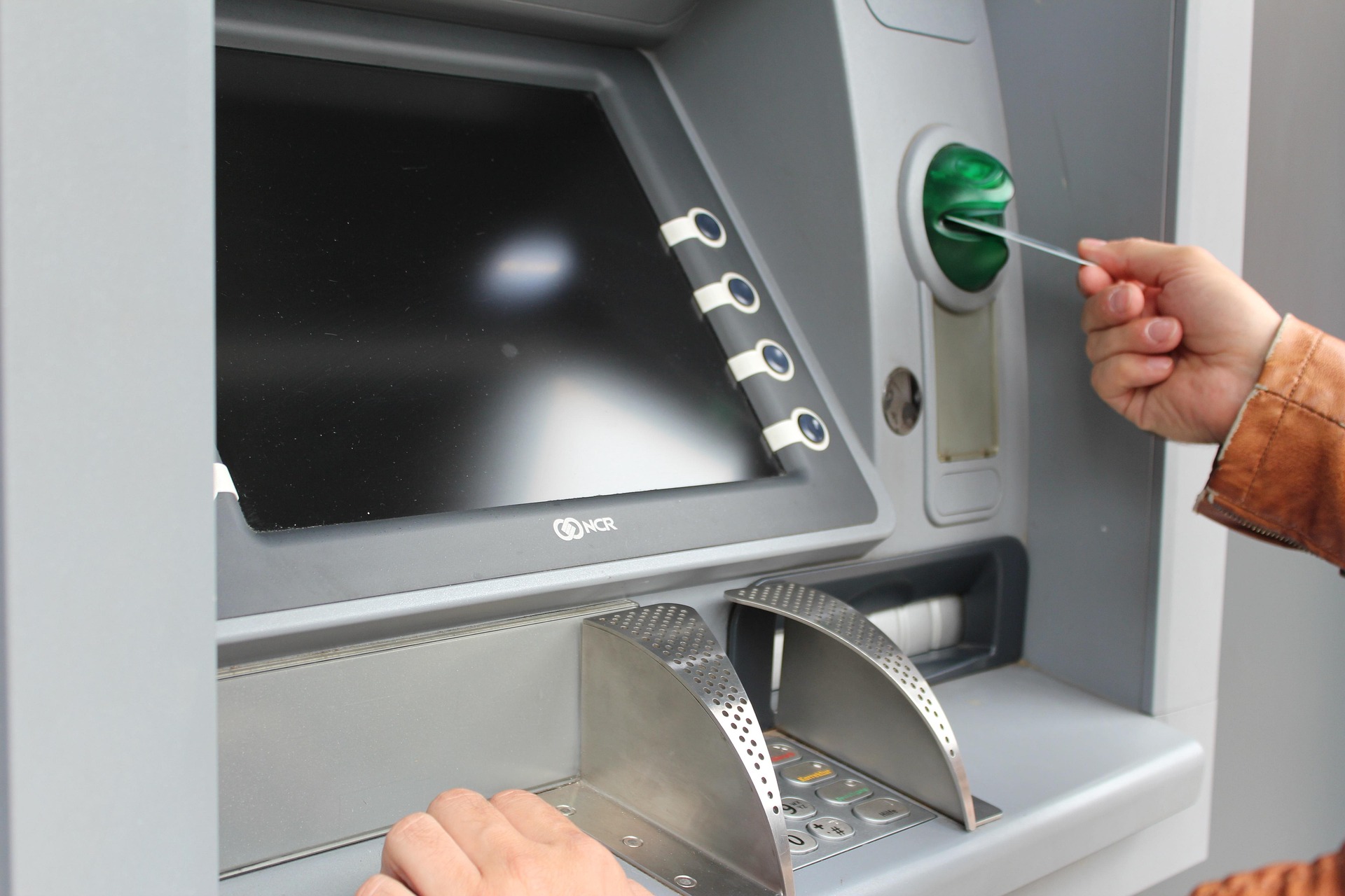 HOW TO GUIDE ABOUT THE USAGE OF ATM CARD: